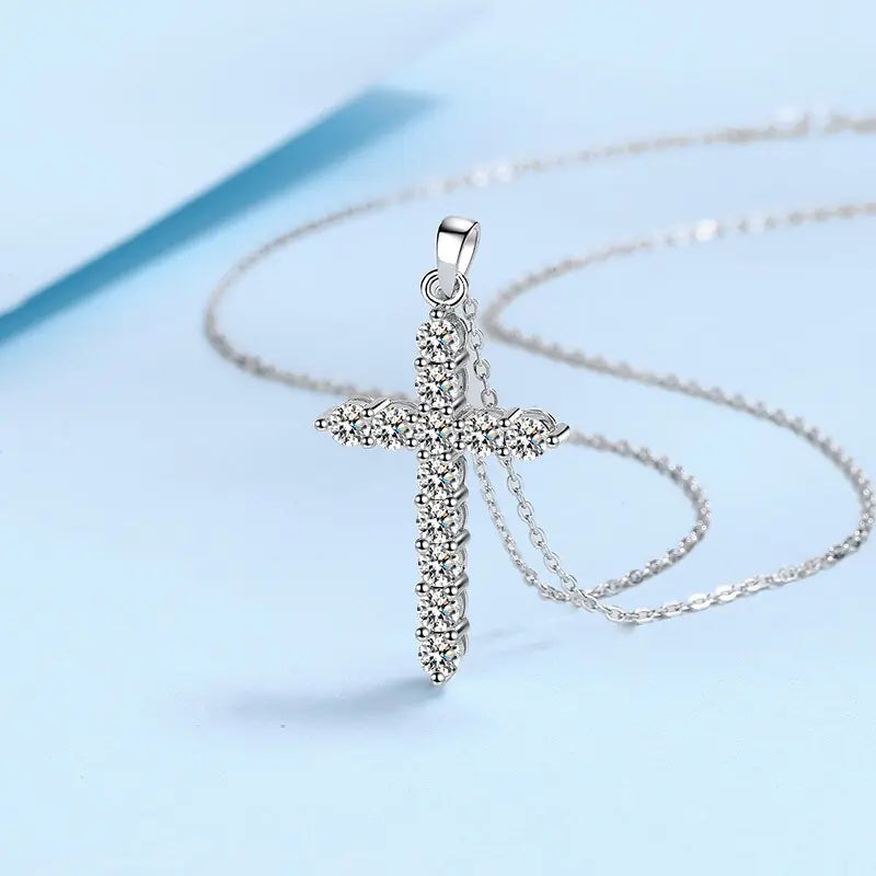 Moissanite-Diamond Pendant